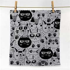 Black Outline Cat Heads Face Towel